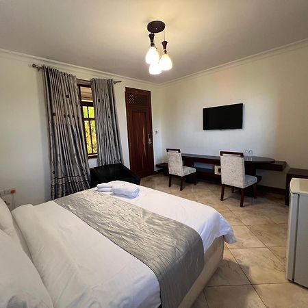Nejobugg Palace Hotel Nkoanrua Екстериор снимка