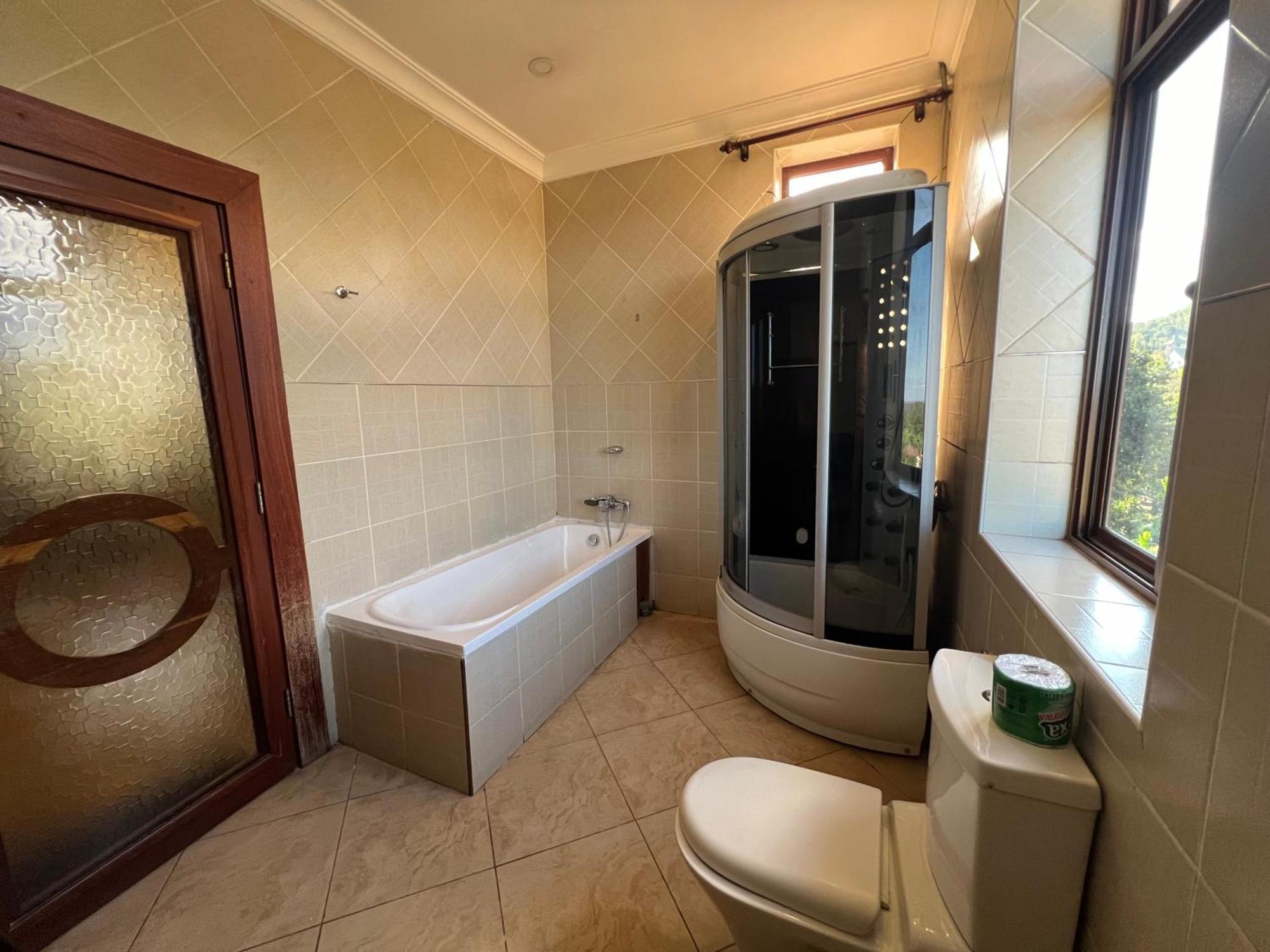 Nejobugg Palace Hotel Nkoanrua Екстериор снимка