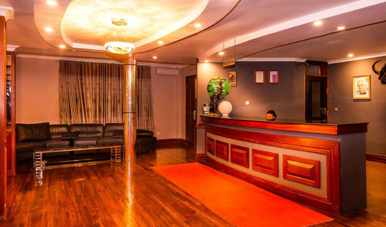 Nejobugg Palace Hotel Nkoanrua Екстериор снимка