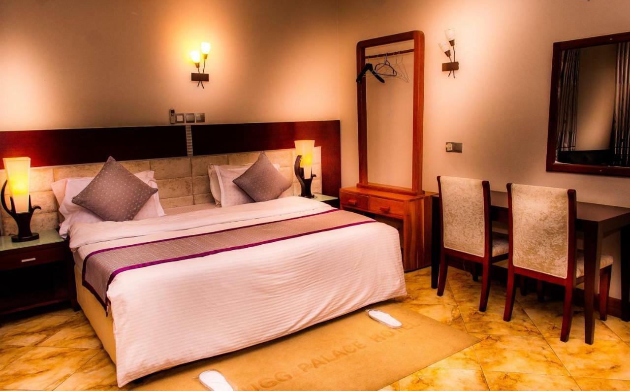 Nejobugg Palace Hotel Nkoanrua Екстериор снимка